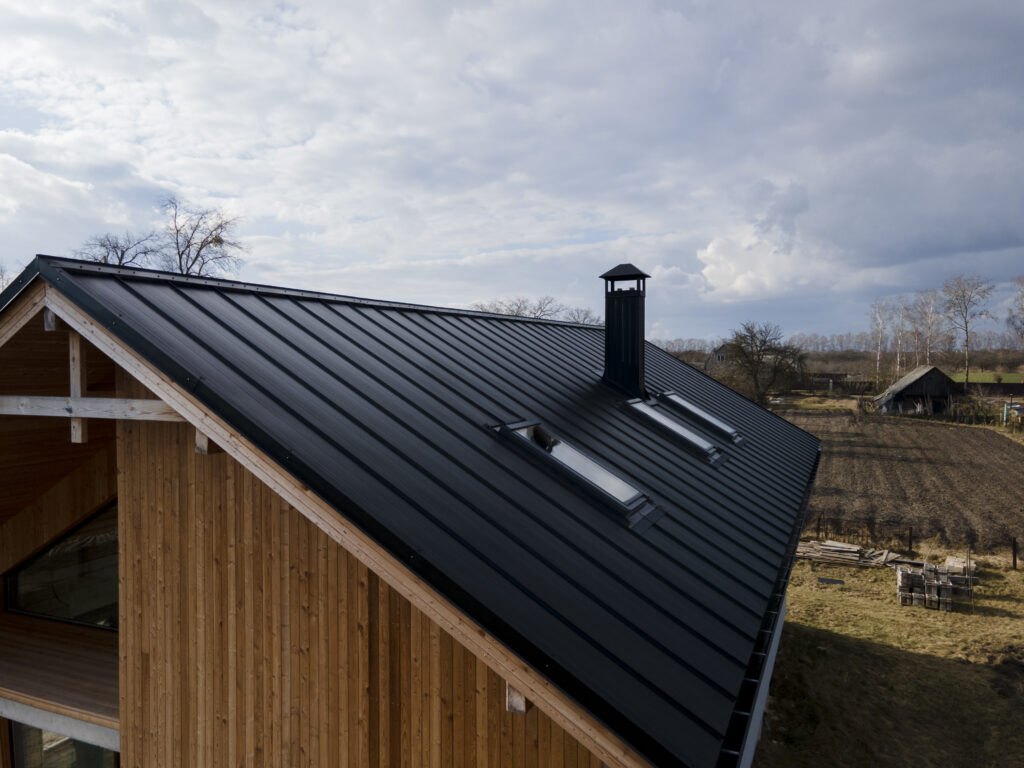 Home Page High Angle Beautiful Roof Wooden House 1024x768